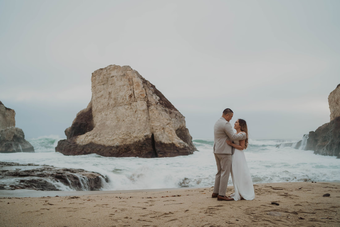 Shark Fin Cove engagement session
